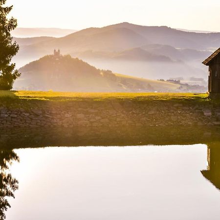 Apartman Hodrusa-Hamre Exteriör bild