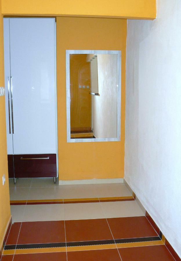 Apartman Hodrusa-Hamre Exteriör bild