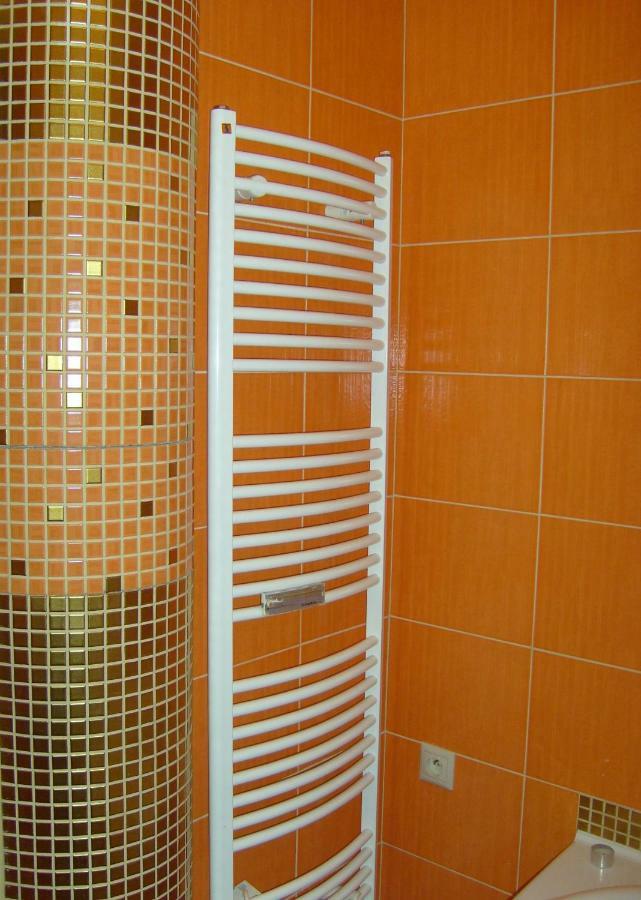 Apartman Hodrusa-Hamre Exteriör bild